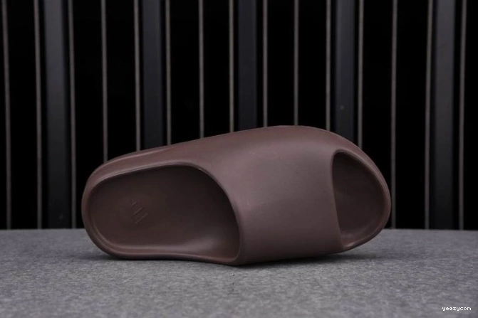Yeezy Adidas Slide Soot G55495 0710